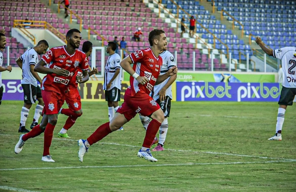 Sergipe vence Fluminense-PI de virada por 3 a 1