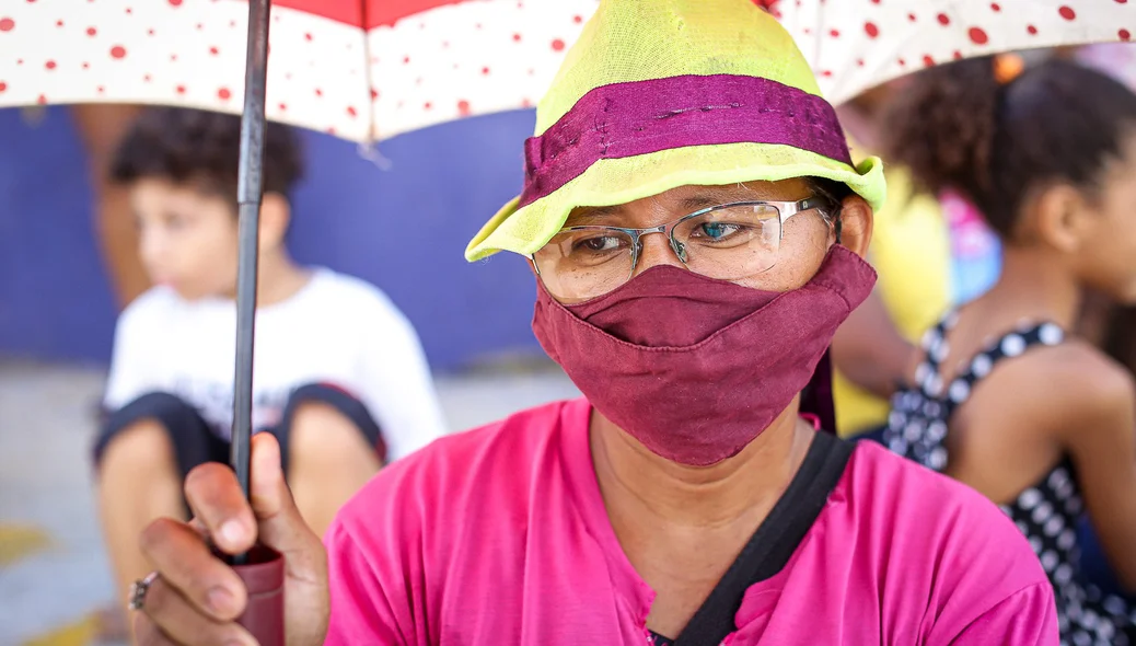 Sheila Gomes, mãe de um dos alunos