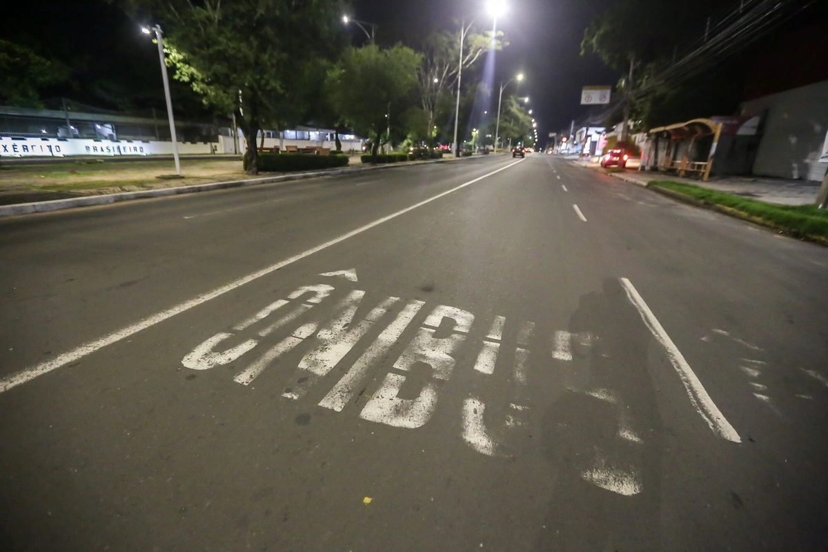 Strans libera faixas dos ônibus para todos os veículos durante greve