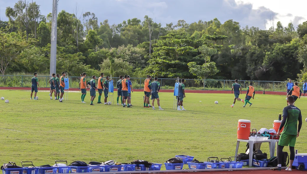 Treino coletivo do Altos