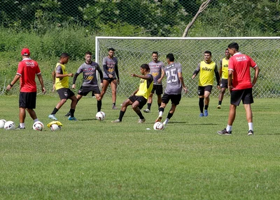 Treino do River em Teresina
