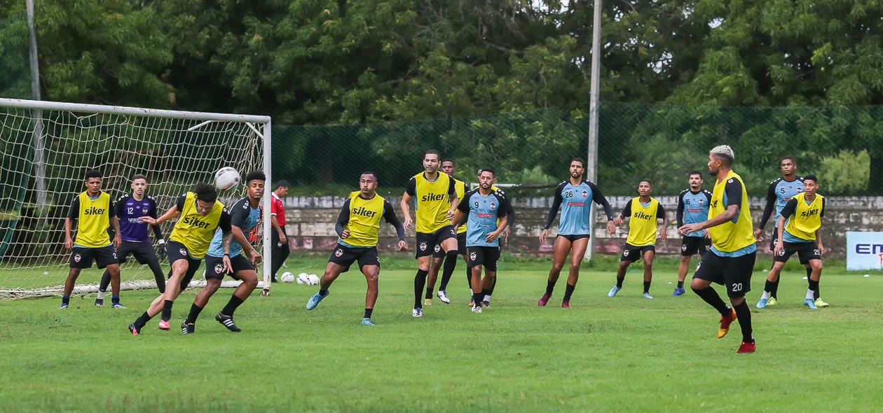 Treino do River-PI