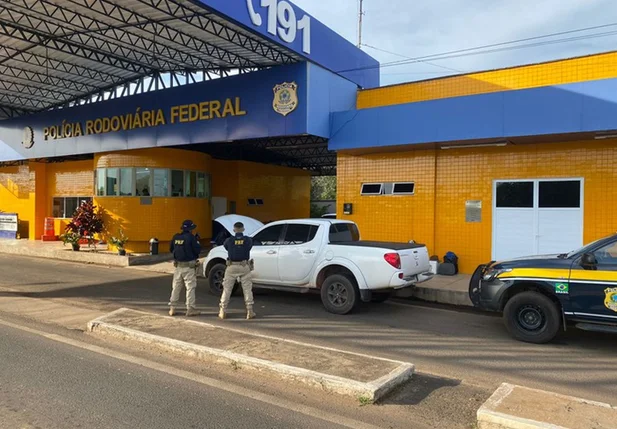 Veículo clonado é apreendido pela PRF em Floriano