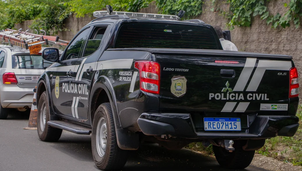 Viatura da Polícia Civil