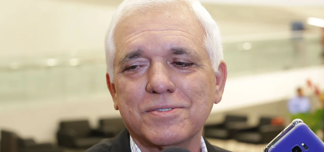Vice-governador Themístocles Filho