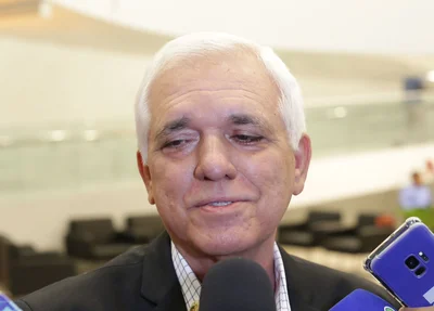 Vice-governador Themístocles Filho
