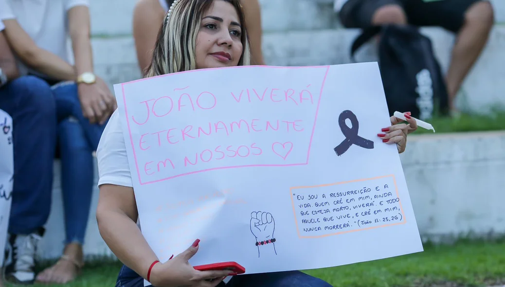 Vigília em homenagem ao estudante de Direito João Pedro