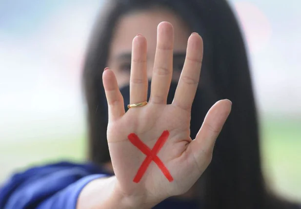 Violência Doméstica: 14 mulheres foram agredidas por minuto em 2022