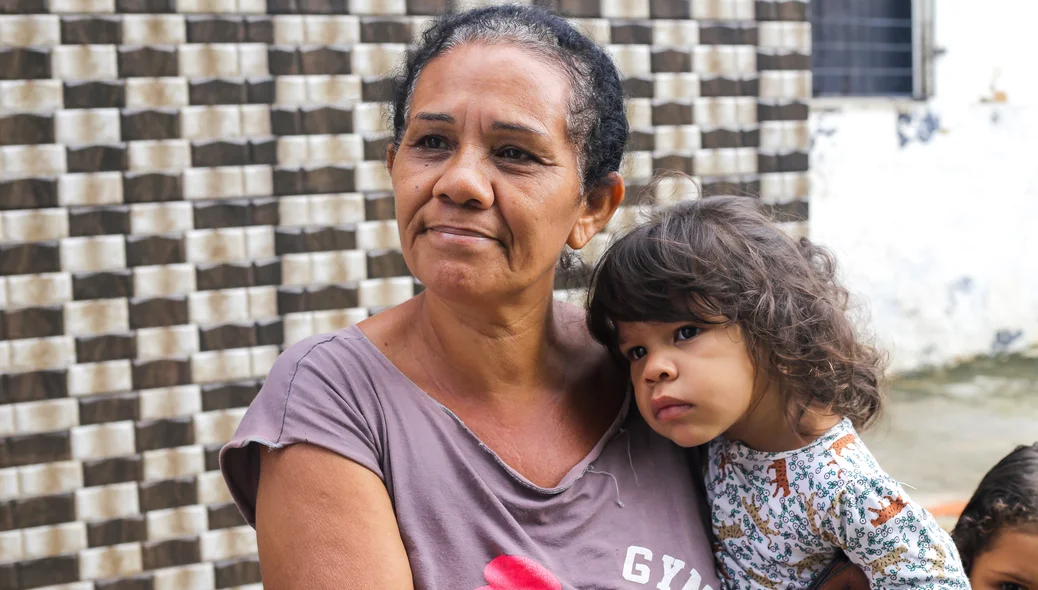 Virgínia Ferreira, mora ao lado do grotão, no final da Rua 02 na Vila da Paz
