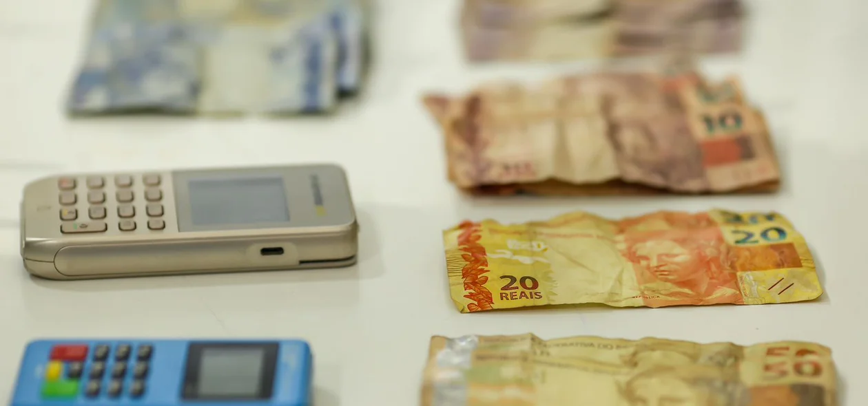 A suspeitas foram presas por meio de mandados