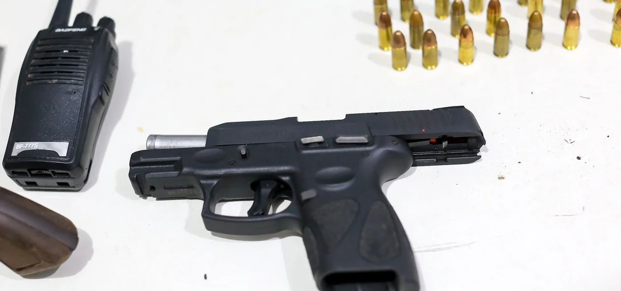 Arma em posse dos criminosos