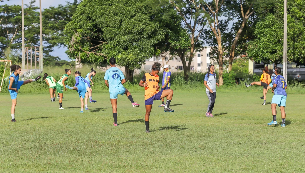 Atletas do Tiradentes feminino