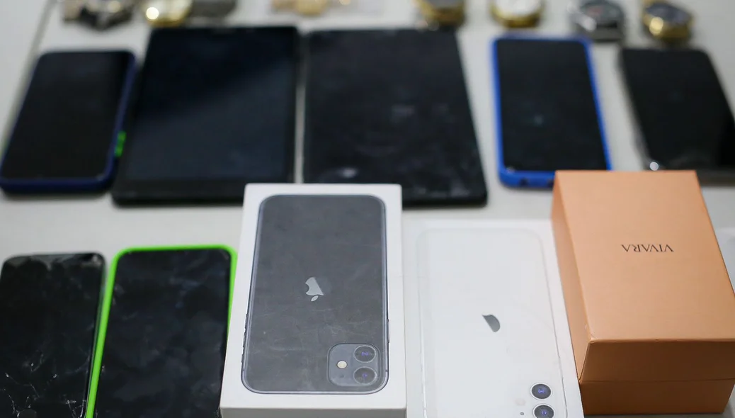 Celulares apreendidos