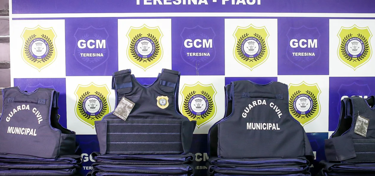 Coletes balísticos entregues para Guarda Municipal