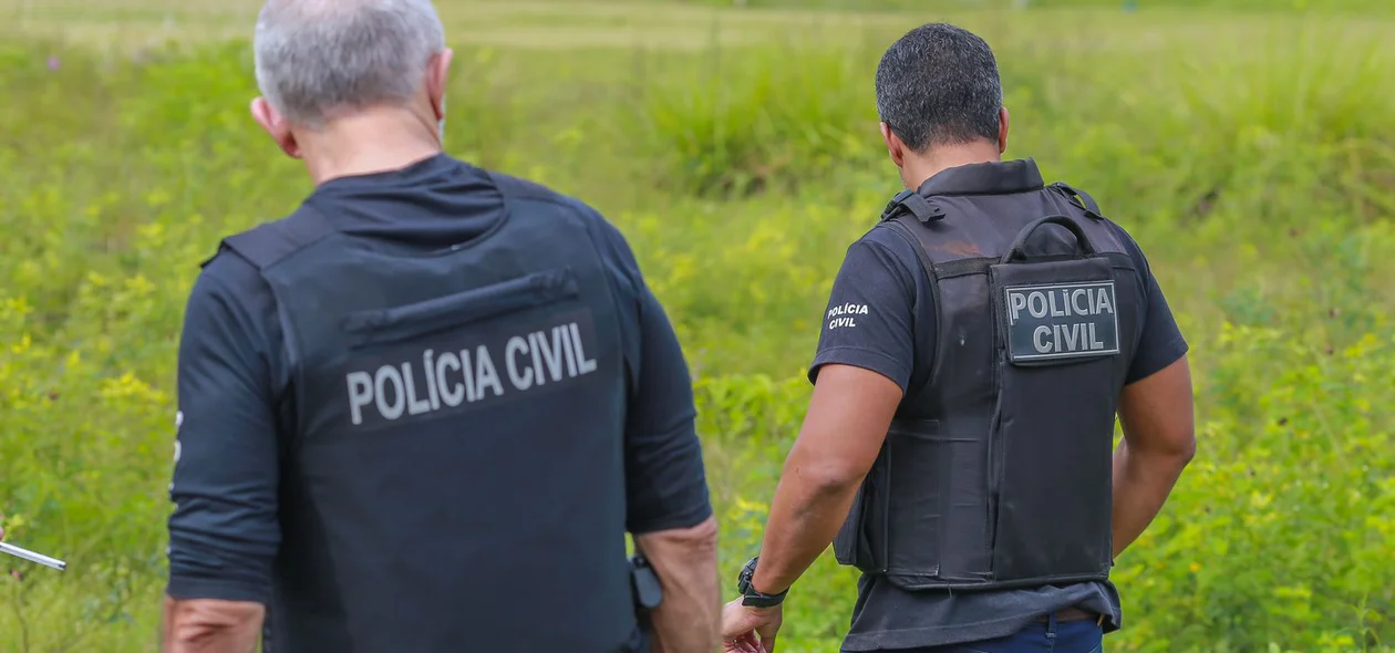 Delegado Bruno Ursulino no local do crime