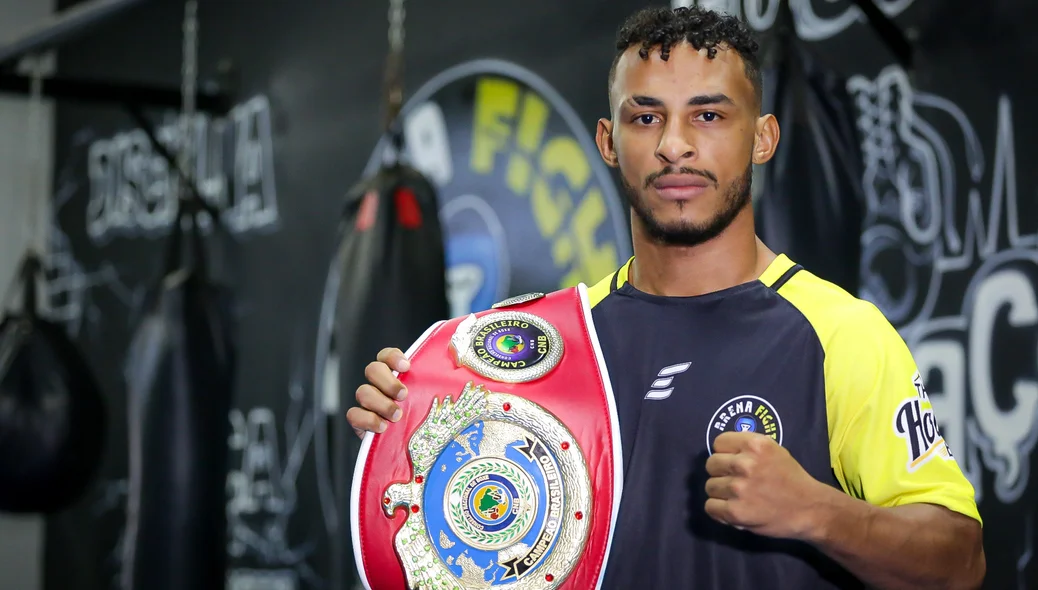 Eduardo Gomes, Campeão Brasileiro de boxe na modalidade super pena