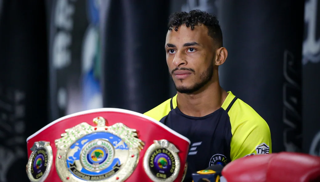 Eduardo Gomes , Campeão Brasileiro de boxe na modalidade super pena