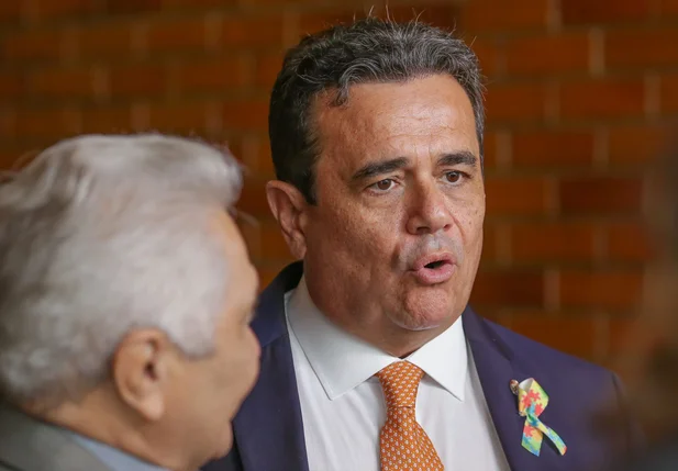 Elmano Férrer e Henrique Pires