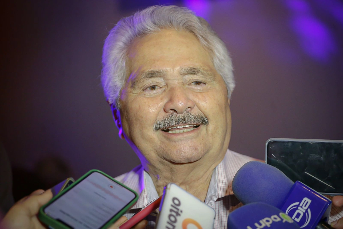 Elmano Férrer