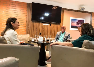 Encontro entre o presidente da Alepi, Franzé Silva e a primeira-dama do Estado, Isabel Fonteles