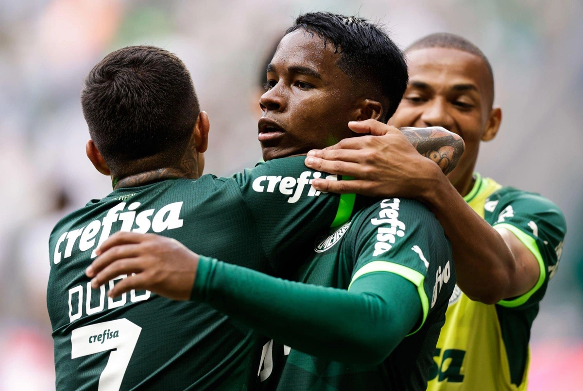 Endrick foi o autor do terceiro gol do Palmeiras