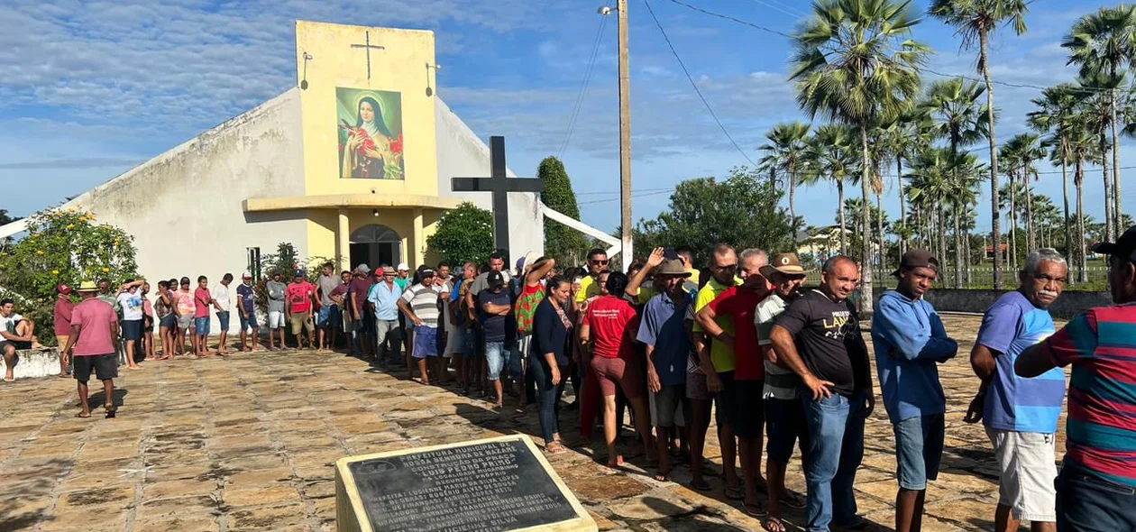 Entrega aconteceu na praça Luis Pedro Primo