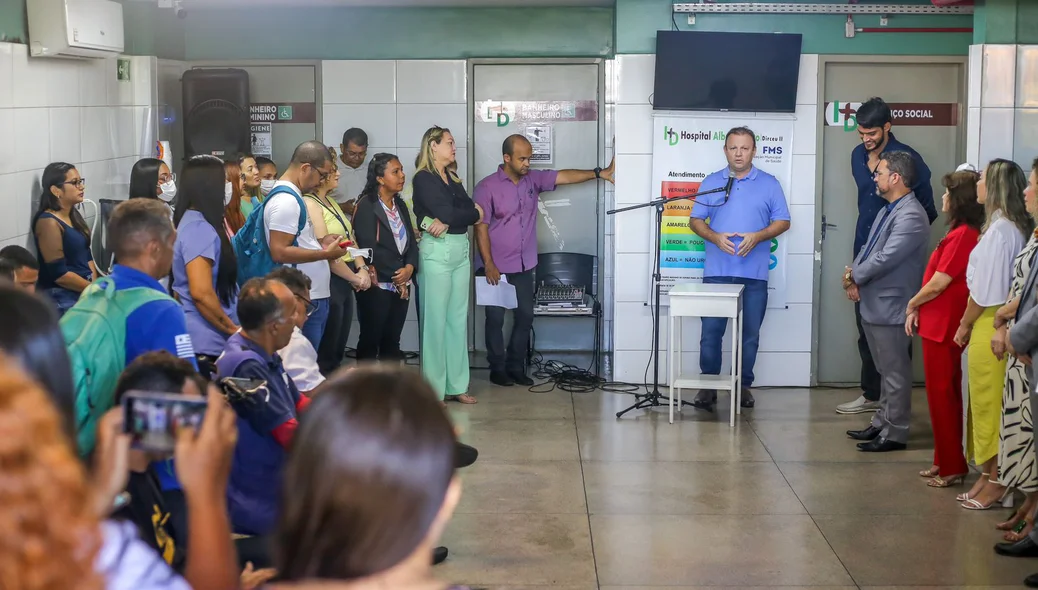 Entrega da primeira etapa da reforma do Hospital Dirceu Arcoverde