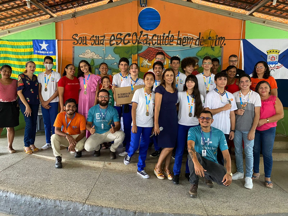 Escola Jornalista João Emílio Falcão tem aluna premiada em olímpiada