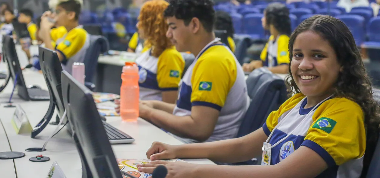 Escola na Câmara leva crianças para conhecer o trabalho dos gestores de Teresina