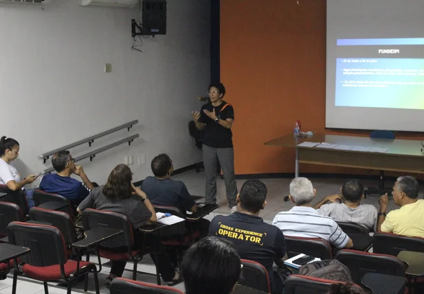 Escolas municipais de Teresina preparam alunos para competições esportivas