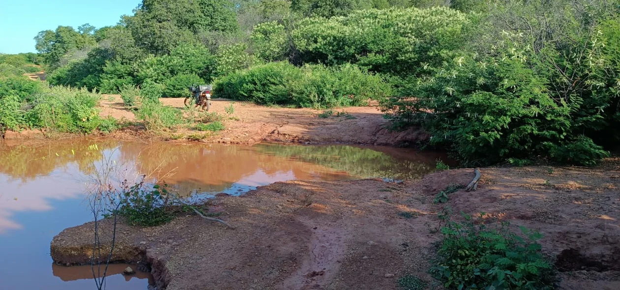 Estrada da barragem do sítio, em Jaicós