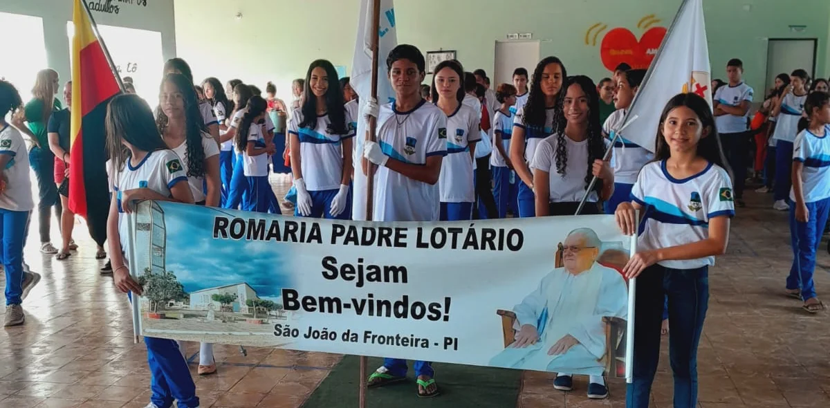 Estudantes na 8ª Romaria do Padre Lotário