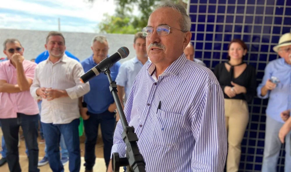 Ex-deputado federal Átila Lira na inauguração do Centro de Controle de Zoonoses