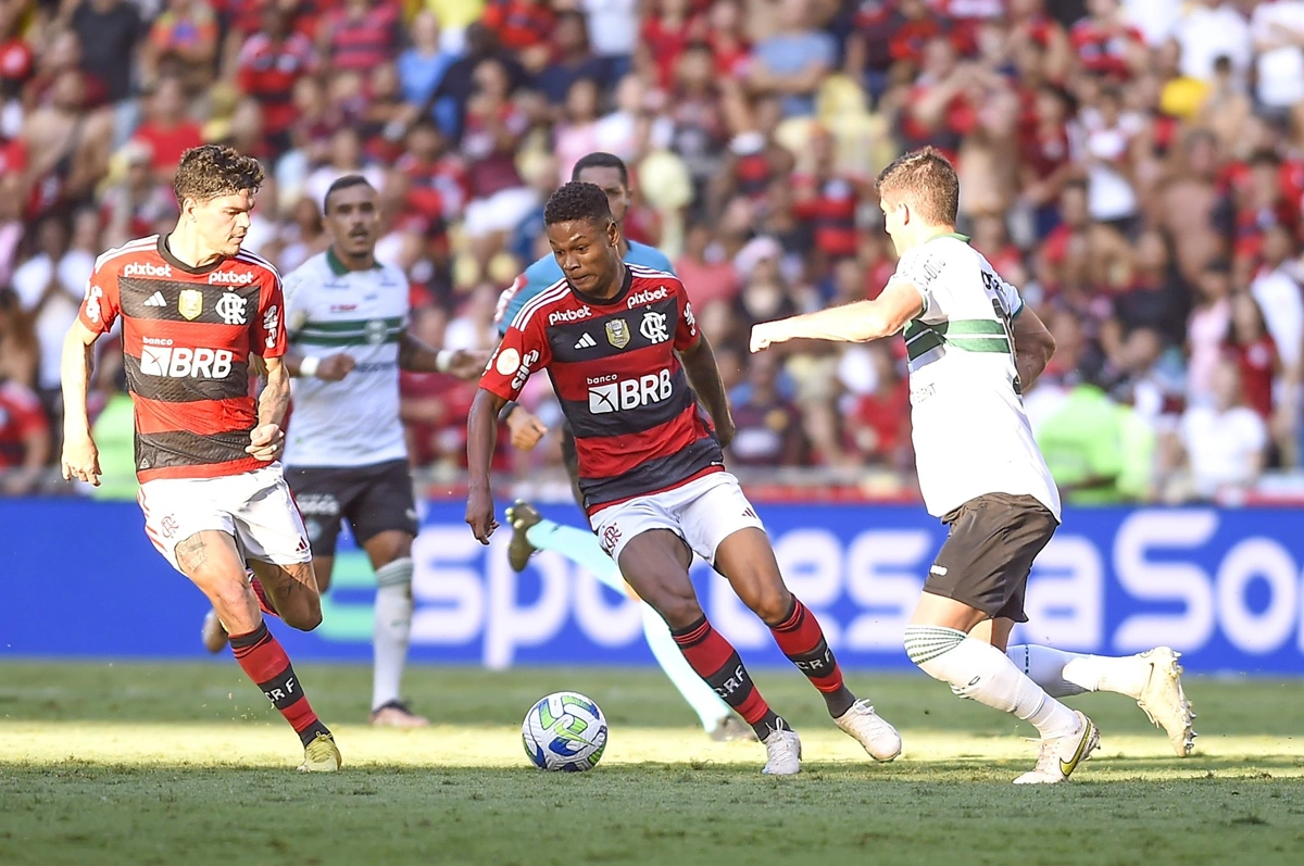 Flamengo joga nesta quarta-feira (19), pela Libertadores