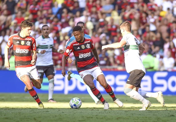 Flamengo joga nesta quarta-feira (19), pela Libertadores