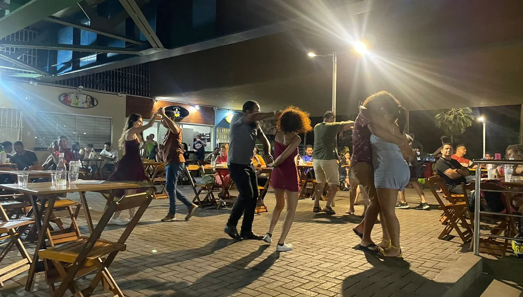 Forró Debaixo da Ponte