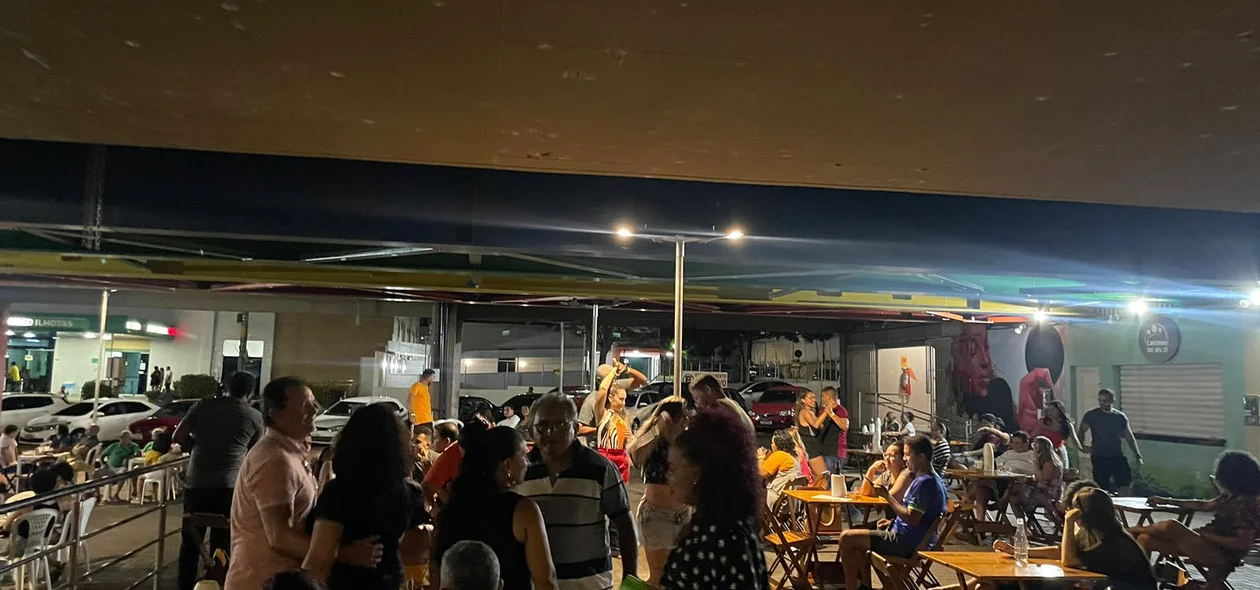 Forró Debaixo da Ponte