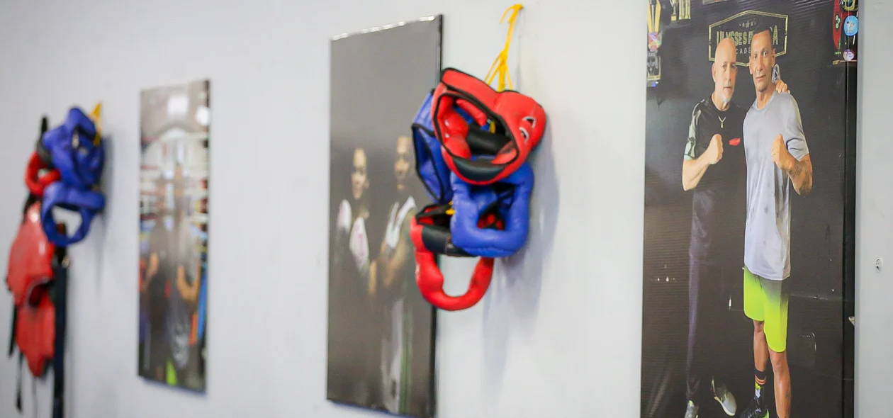 Foto de medalhistas para incentivar os atletas e alunos