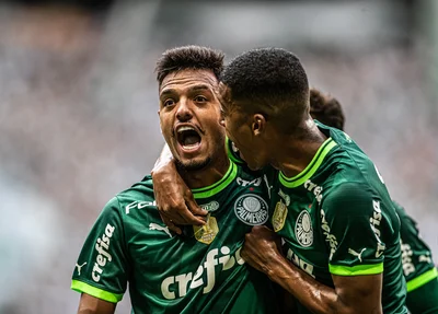 Gabriel Menino foi o destaque do Palmeiras ao marcar dois gols