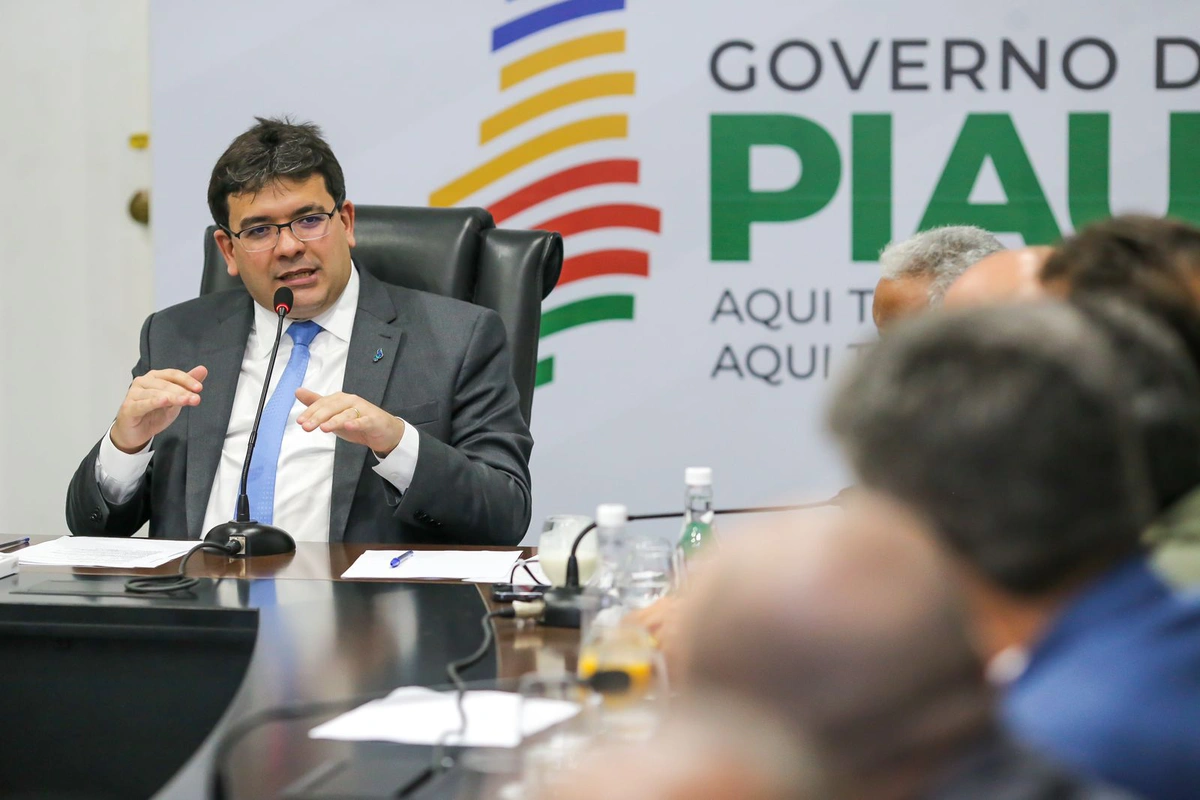 Governador Rafael Fonteles durante encontro com o a Federação Piauiense