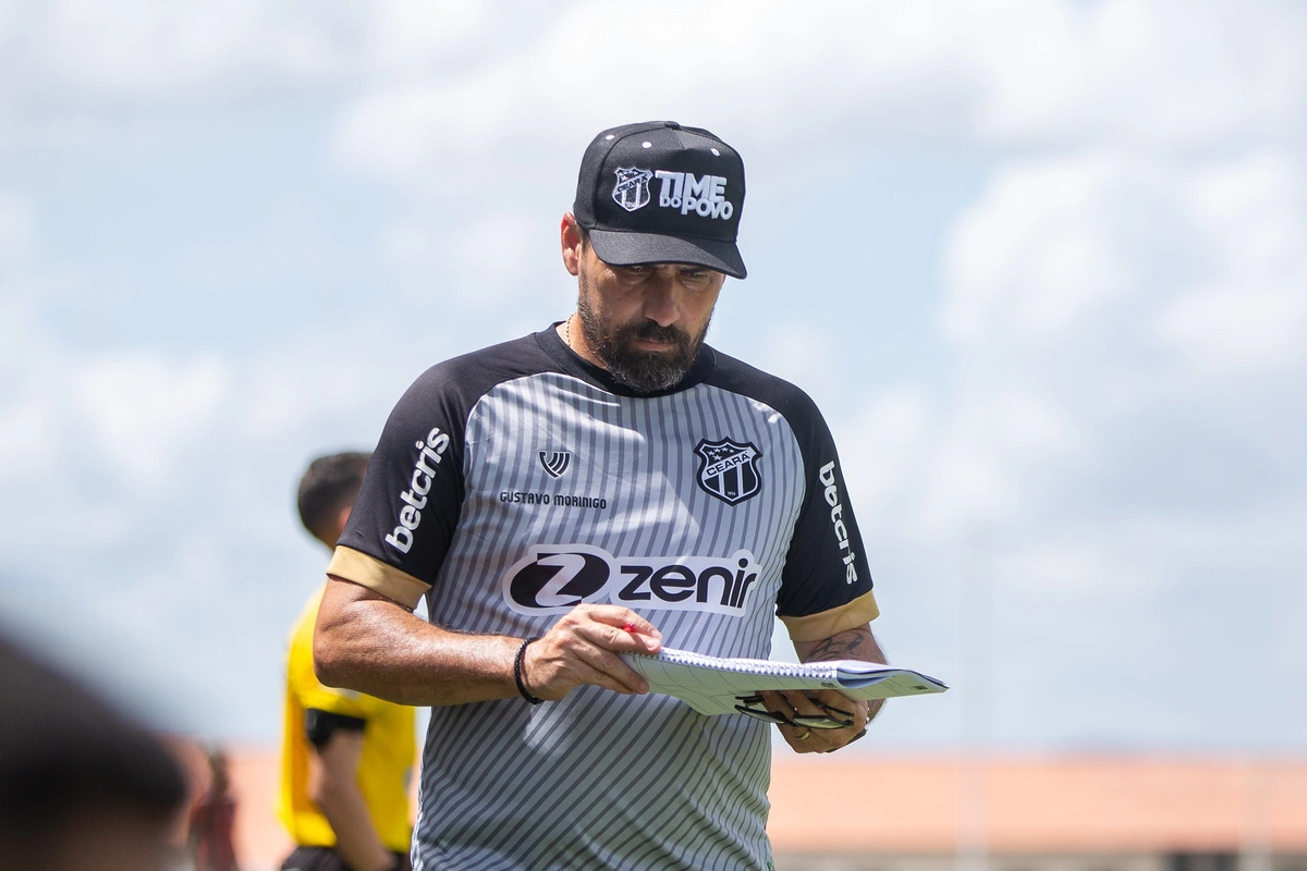 Gustavo Morínigo não é mais técnico do Ceará