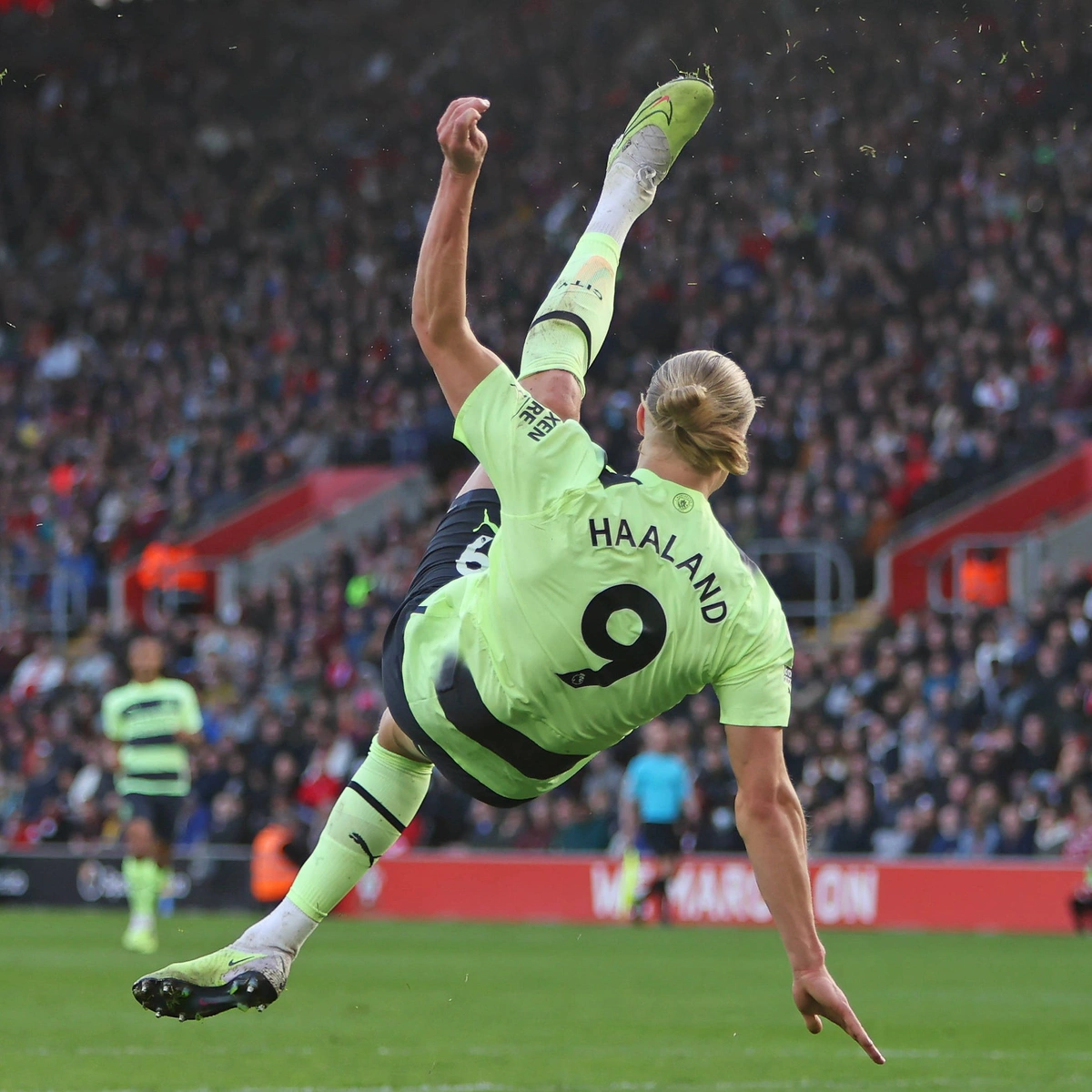 Haaland chega a 30 gols marcados em 27 jogos disputados na Premier League