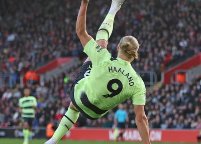 Haaland chega a 30 gols marcados em 27 jogos disputados na Premier League