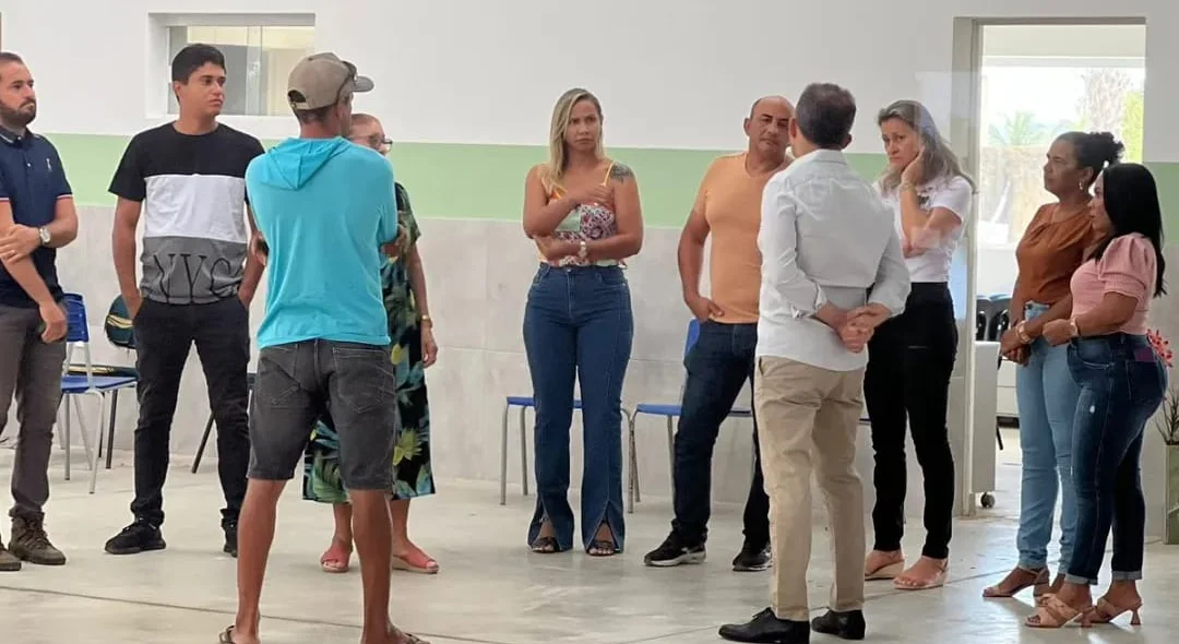 Inauguração de complexo escolar em Curimatá.