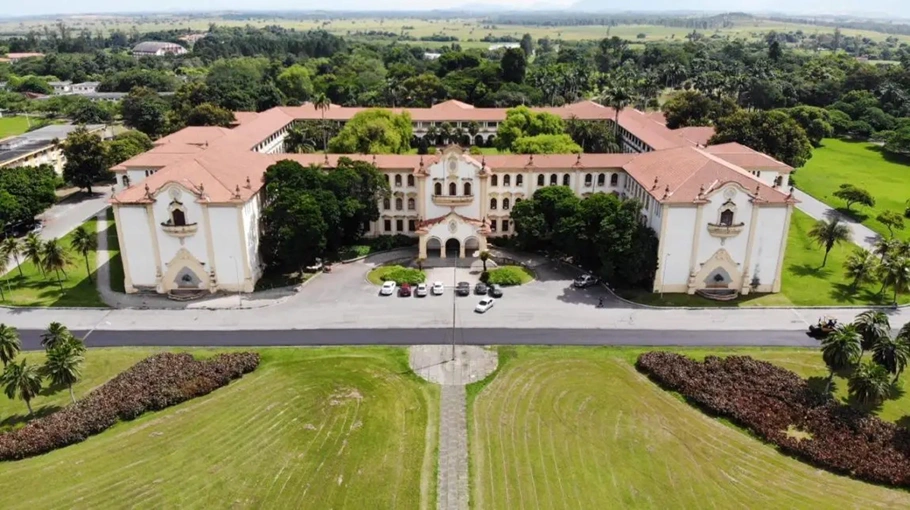 Instituto de Química, da UFRRJ, localizada em Seropédica, na Baixada Fluminense
