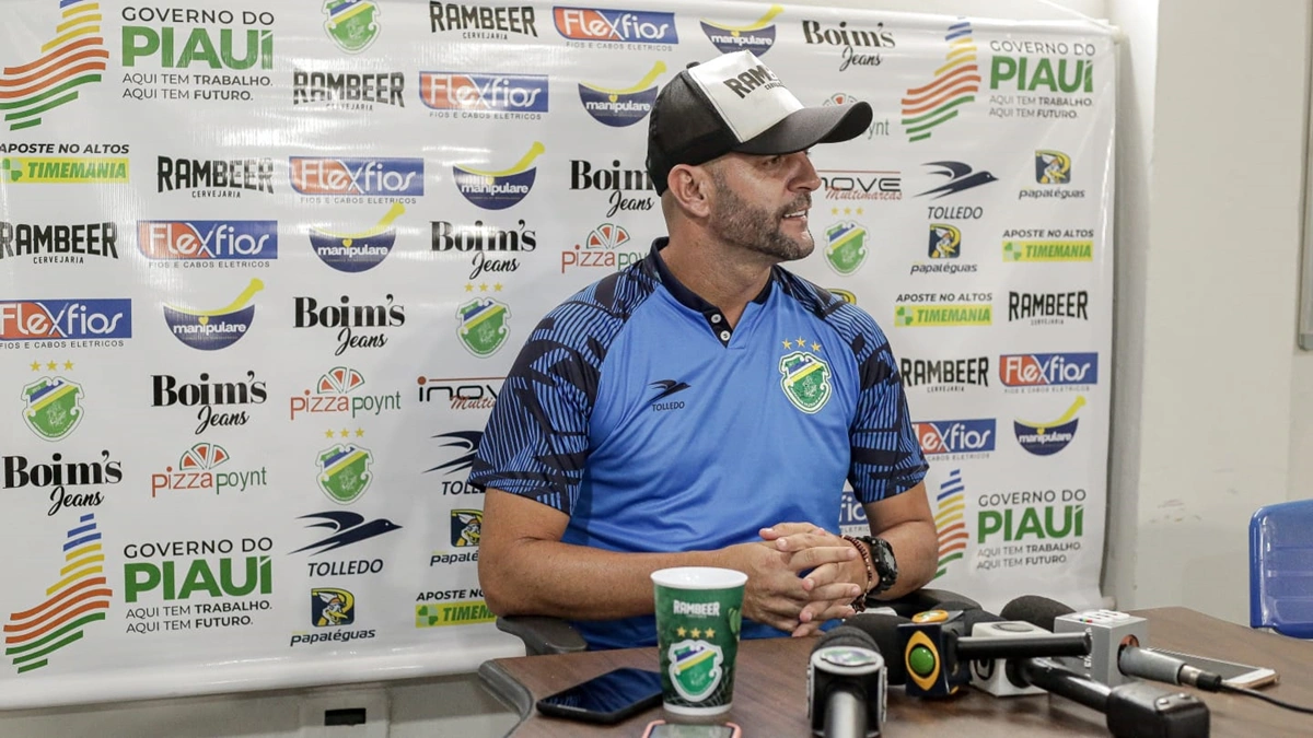 Jerson Testoni, técnico do Altos