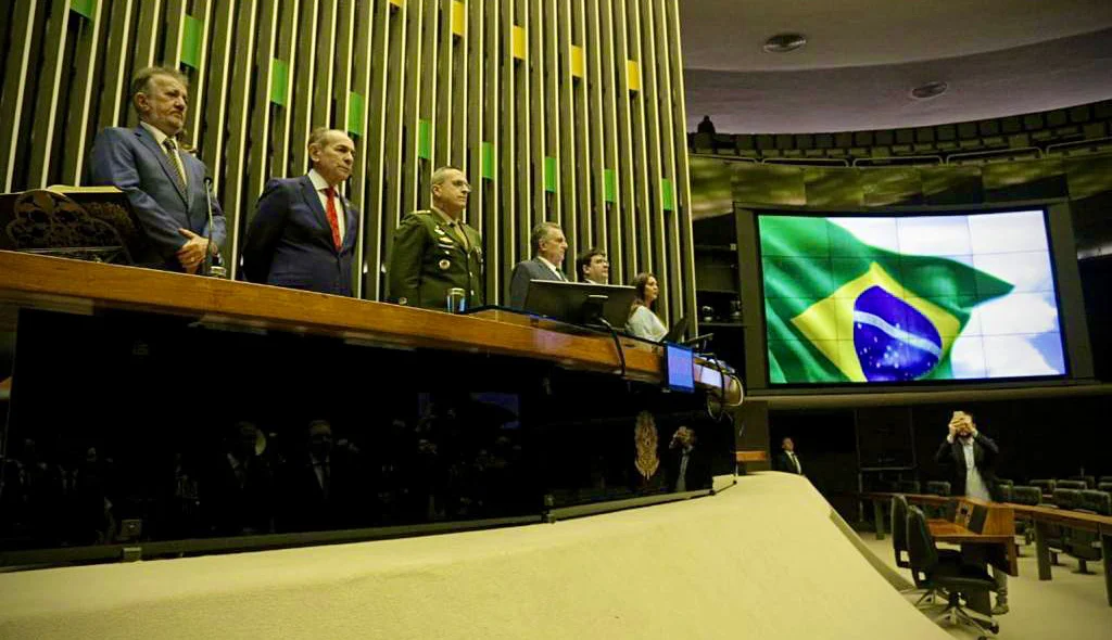 Joãozinho Félix participa de sessão solene que homenageou 200 anos da Batalha do Jenipapo