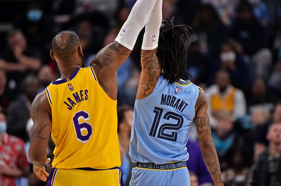 LeBron James e Ja Morant
