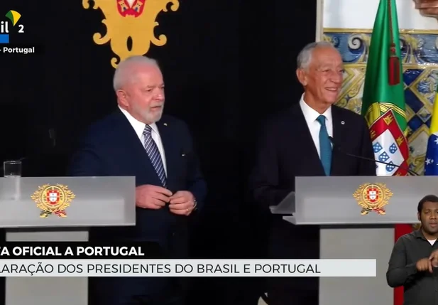 Lula não entende pergunta em português