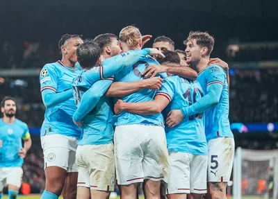 Manchester City comemoramdo gol sobre o Bayern de Munique na Champions League